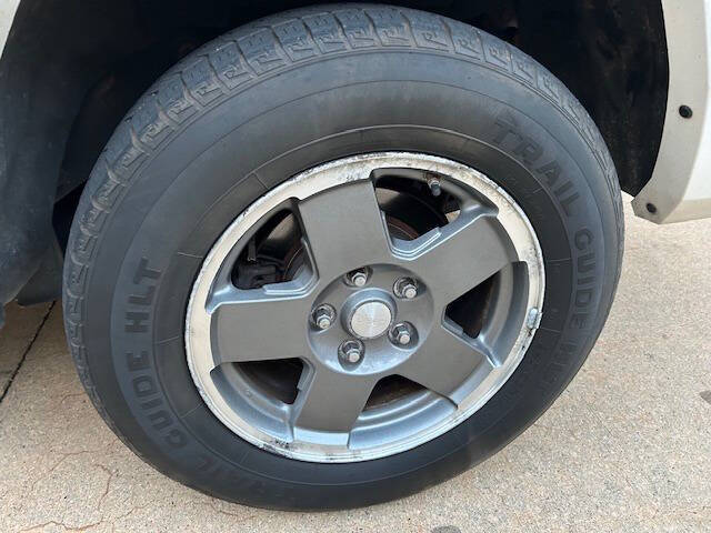 2008 Jeep Commander Sport