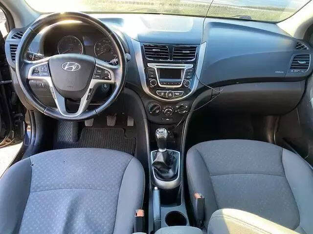 2014 Hyundai Accent SE