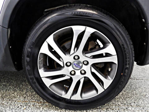 2015 Volvo XC70 T5 Drive-E Premier Plus