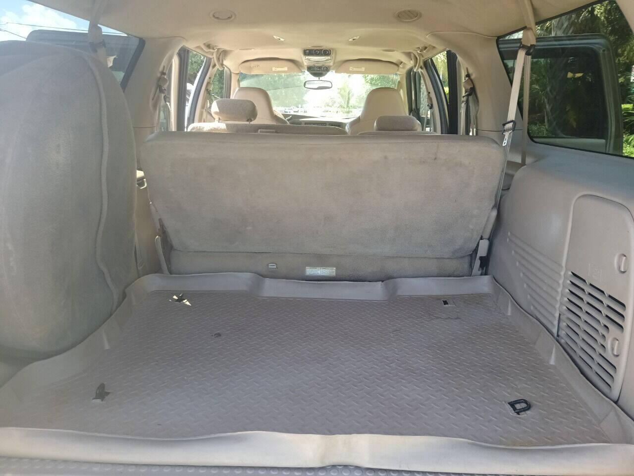 2003 Ford Excursion SUV / Crossover - $11,950