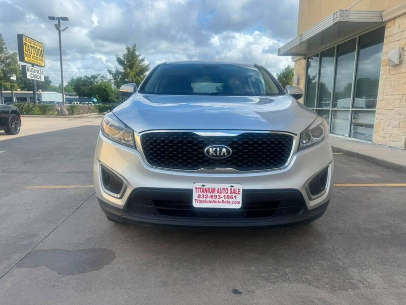 2017 Kia Sorento LX