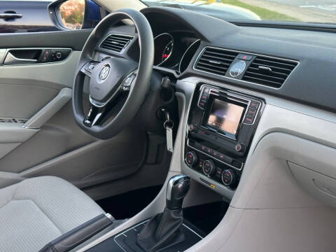 2016 Volkswagen Passat 1.8T S