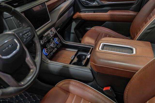 2023 GMC Yukon XL Denali Ultimate