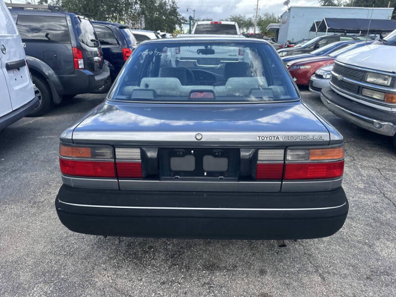 1989 Toyota Corolla LE