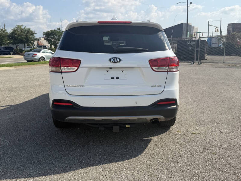 2017 Kia Sorento EX V6