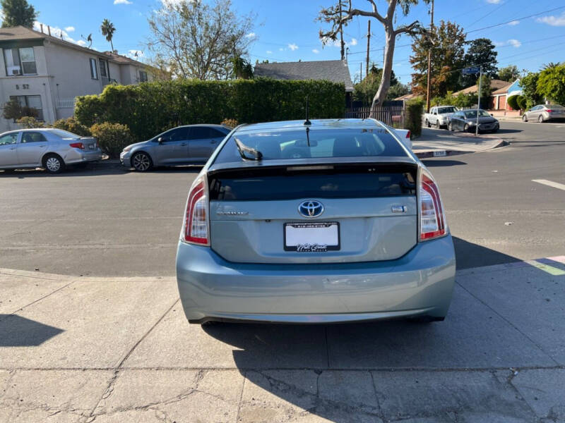 2013 Toyota Prius Four