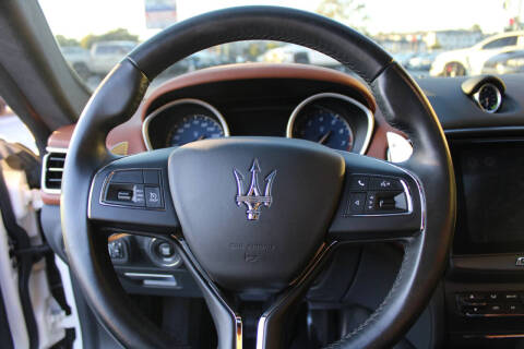 2017 Maserati Ghibli