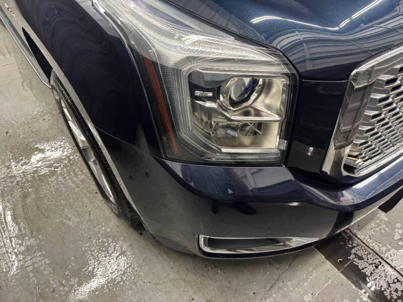 2017 GMC Yukon SLE