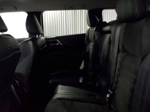 2023 Mitsubishi Outlander PHEV SE