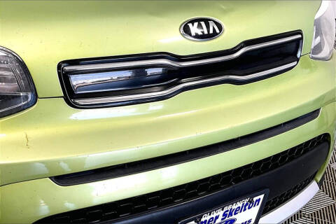 2017 Kia Soul +