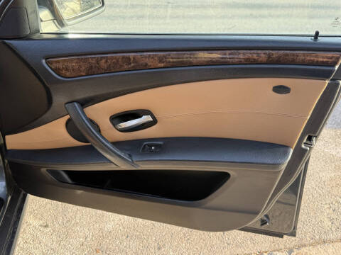 2010 BMW 5 Series 528i xDrive