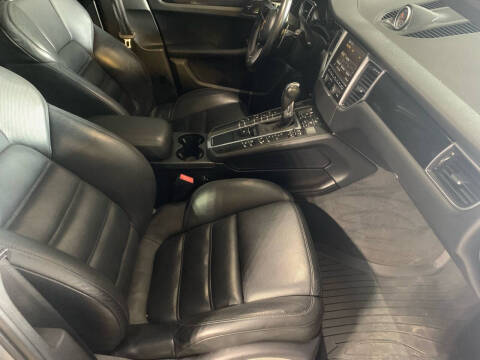 2015 Porsche Macan S