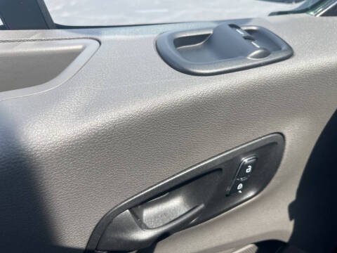 2025 Ford Transit 250