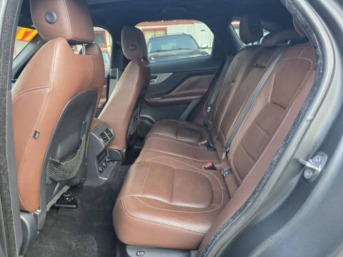 2017 Jaguar F-PACE S