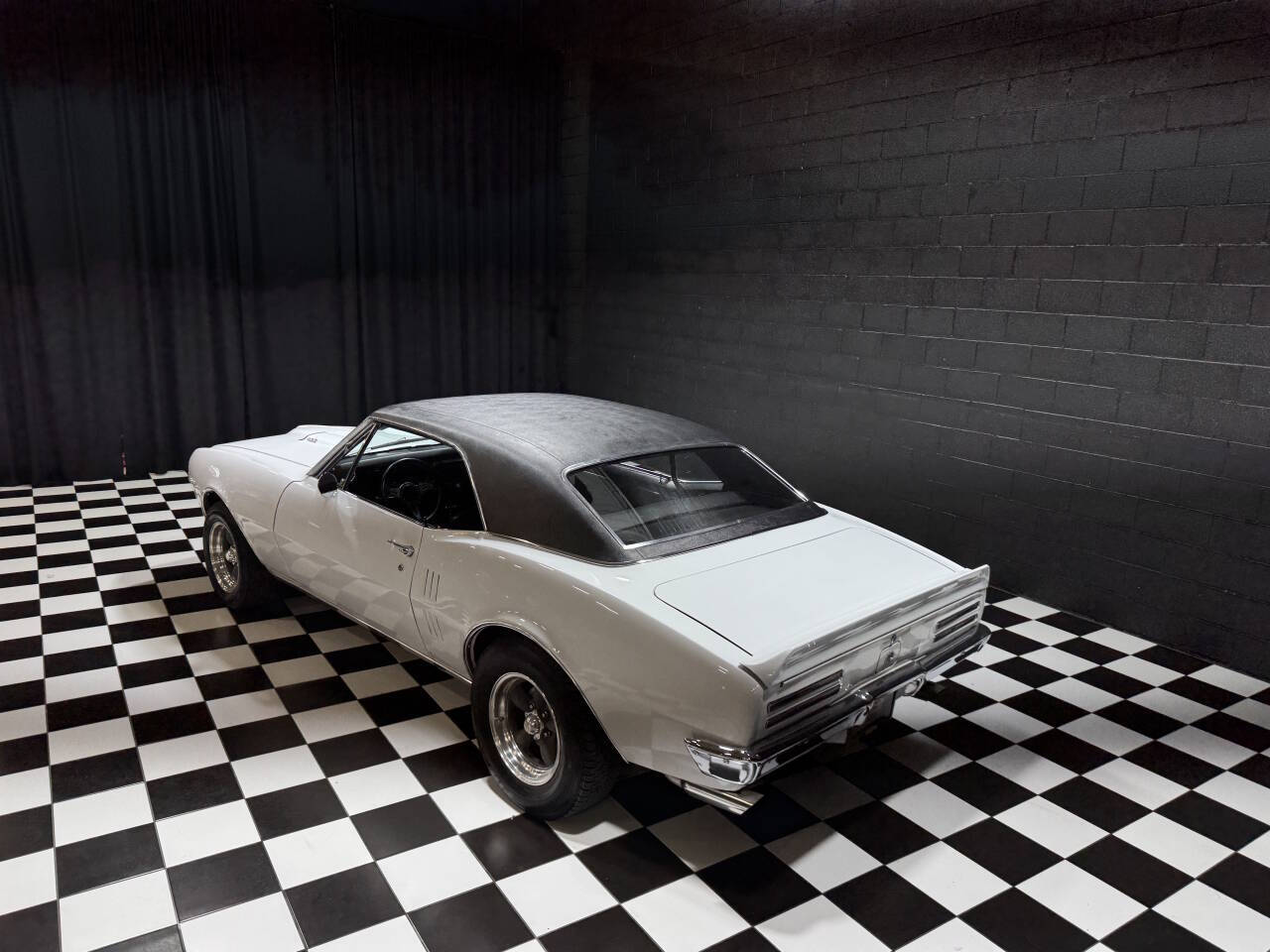 1967 Pontiac Firebird 20