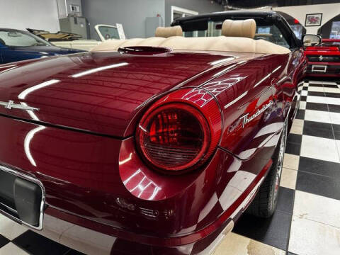 2004 Ford Thunderbird Deluxe