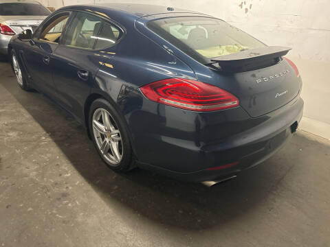 2014 Porsche Panamera