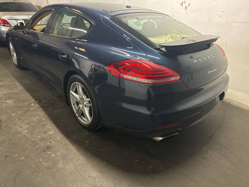 2014 Porsche Panamera