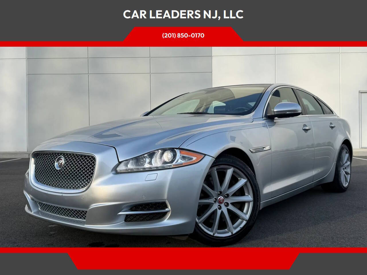 Silver 2015 Jaguar XJ Base AWD 4dr Sedan 1