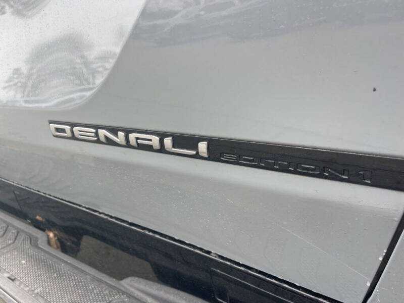 2024 GMC Sierra EV Denali Edition 1