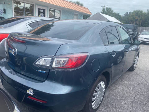 2013 Mazda MAZDA3 i Sport