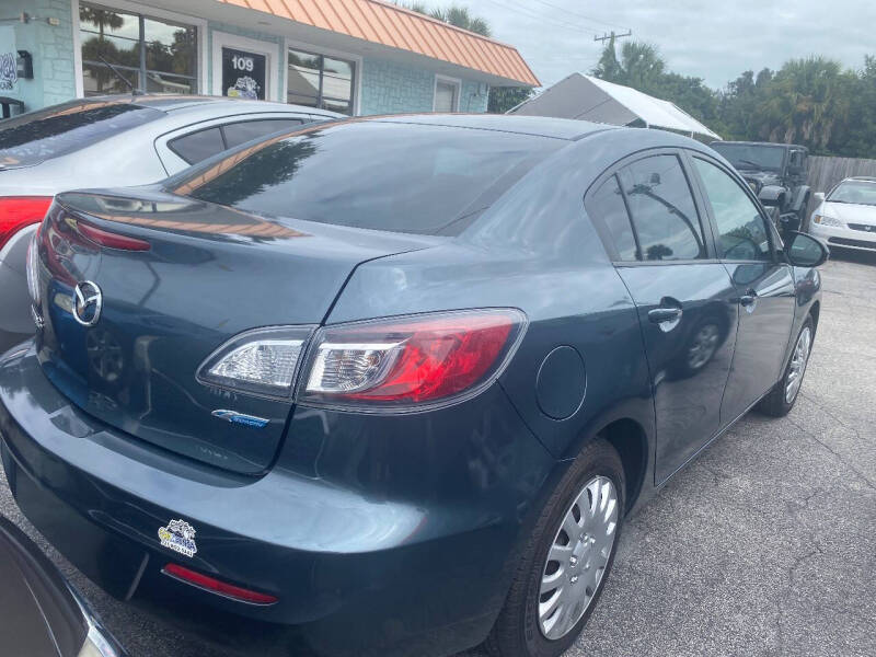 2013 Mazda MAZDA3 i Sport