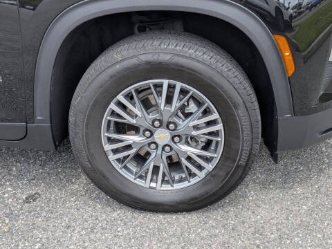 2024 Chevrolet Traverse LT