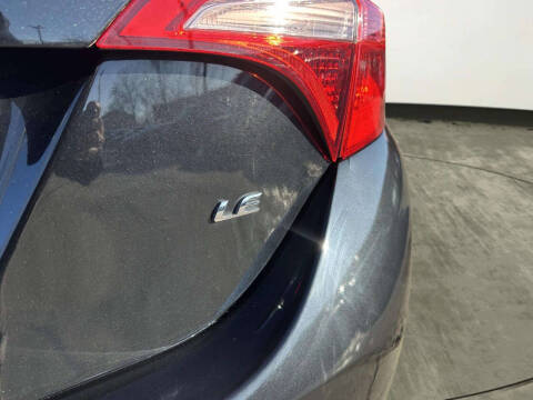 2017 Toyota Corolla LE