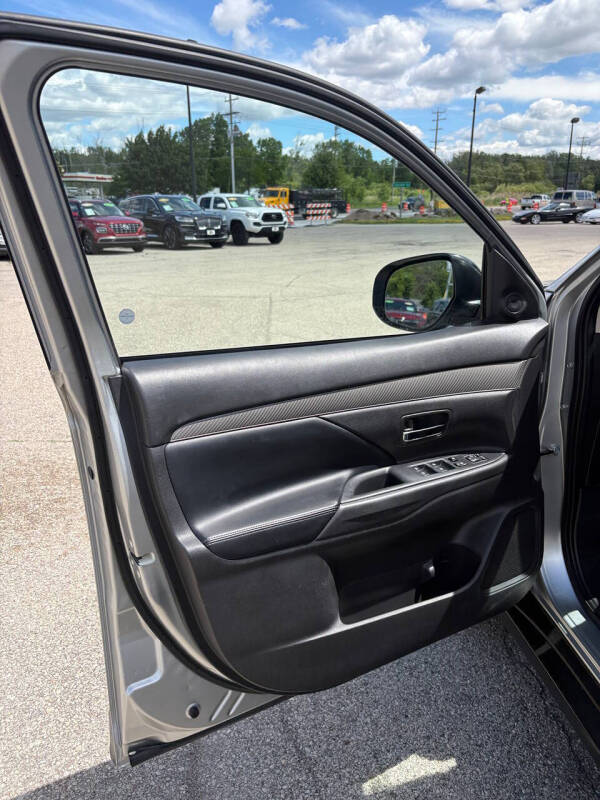 2020 Mitsubishi Outlander SEL