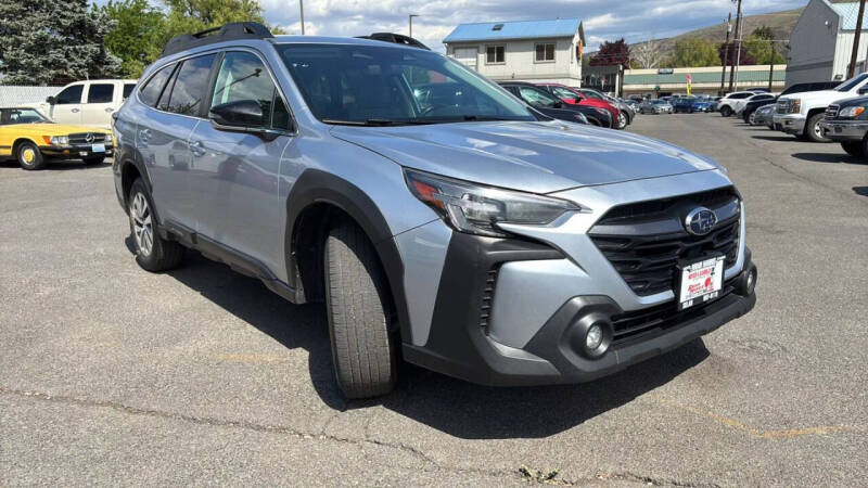 2023 Subaru Outback Premium