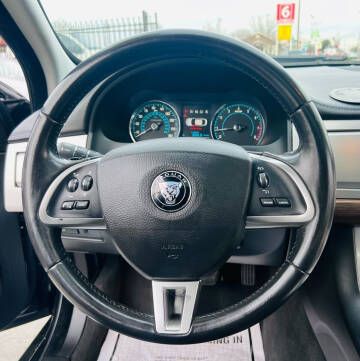 2015 Jaguar XF 2.0T Premium