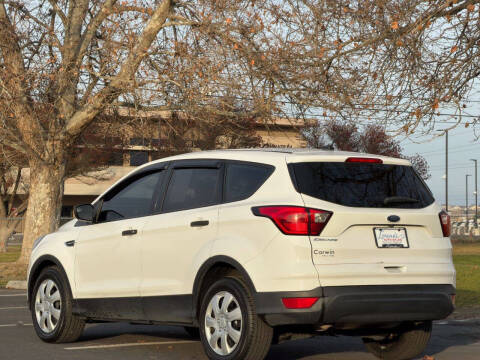 2019 Ford Escape S