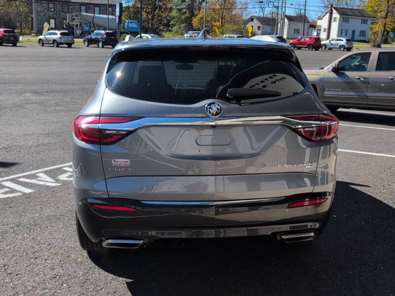 2018 Buick Enclave Essence