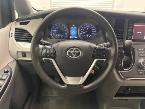 2019 Toyota Sienna L 7-Passenger