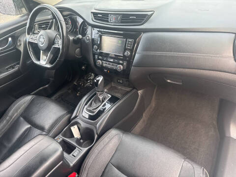 2018 Nissan Rogue SL