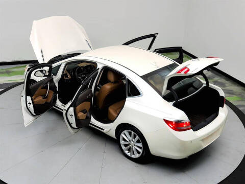 2012 Buick Verano Leather Group