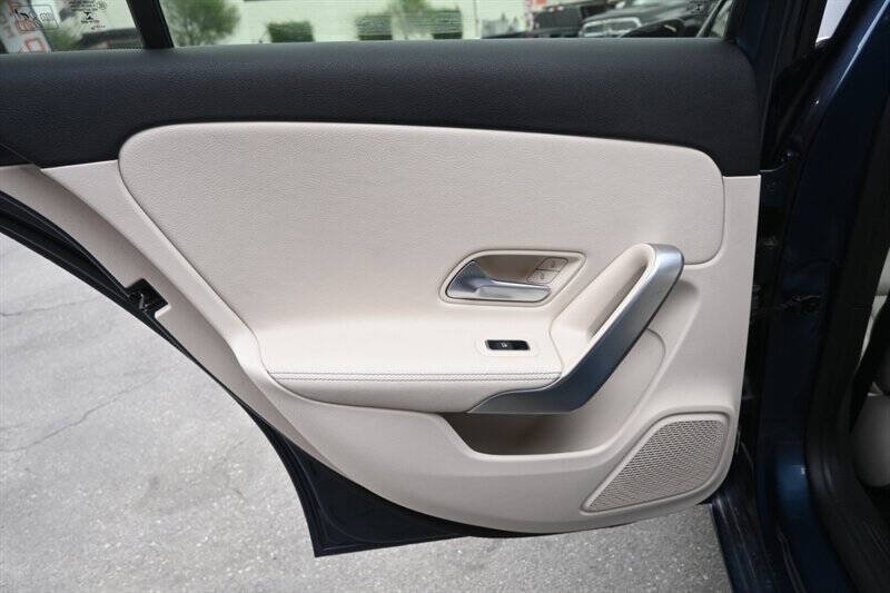 2020 Mercedes-Benz A-Class A 220