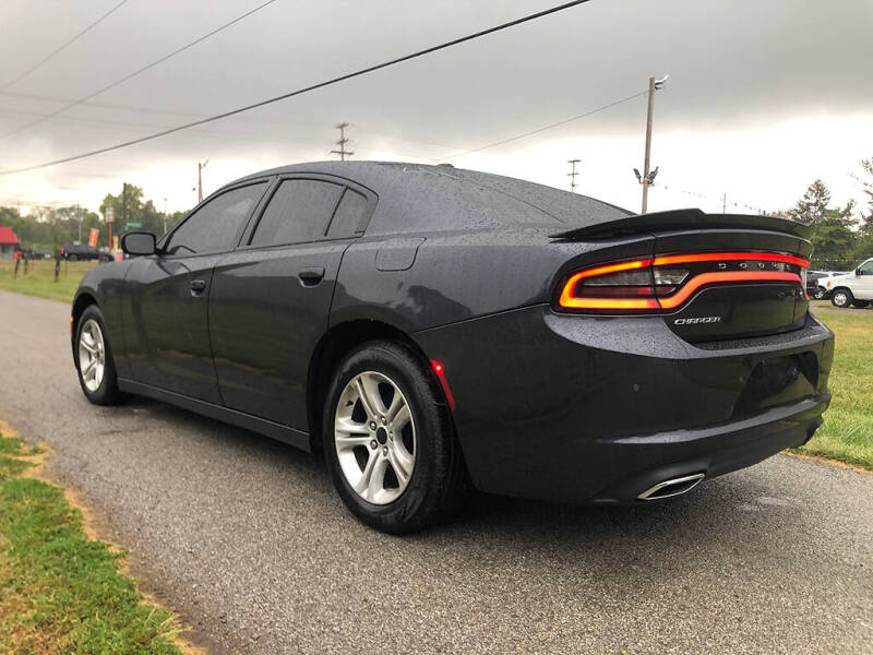 2016 Dodge Charger SE