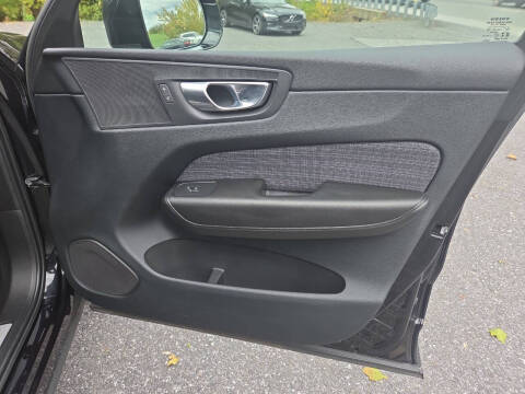 2023 Volvo XC60 B5 Core