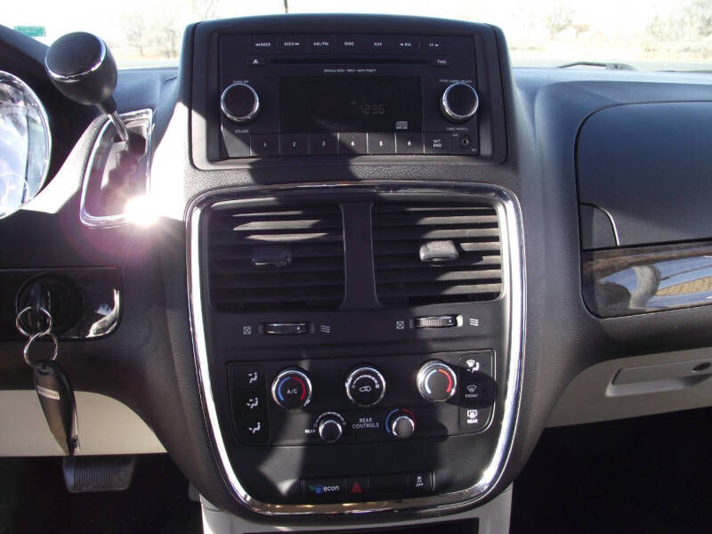 2015 Dodge Grand Caravan SE