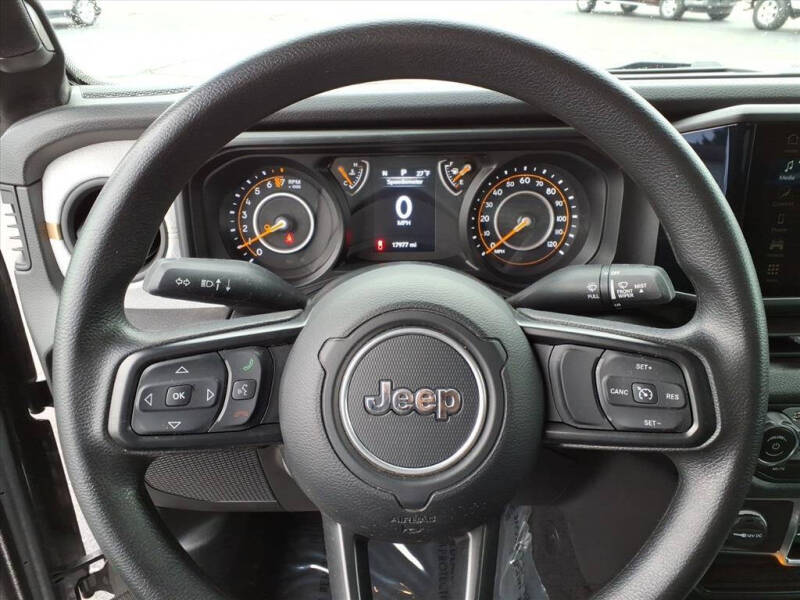 2024 Jeep Gladiator NightHawk