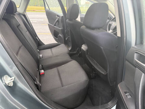 2012 Mazda MAZDA3 i Touring