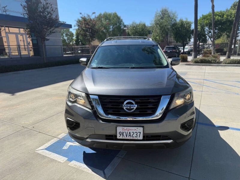 2020 Nissan Pathfinder S