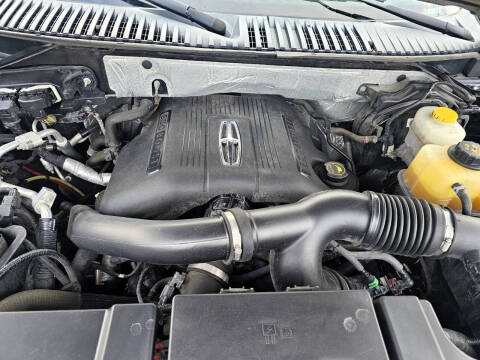 2017 Lincoln Navigator Select