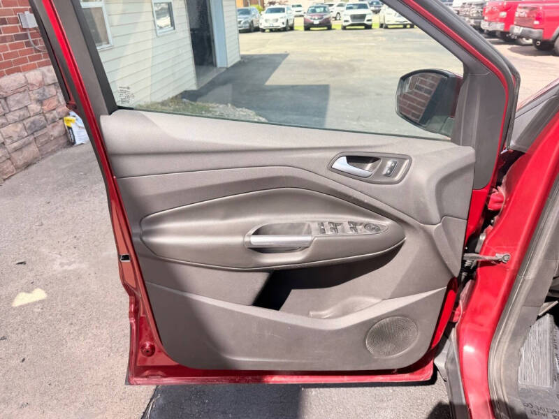 2016 Ford Escape SE