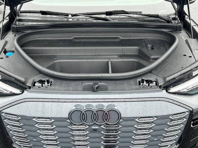 2025 Audi SQ6 e-tron quattro Prestige