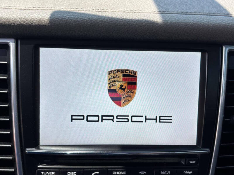 2011 Porsche Panamera