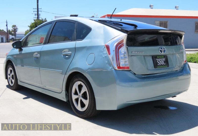 2014 Toyota Prius Two