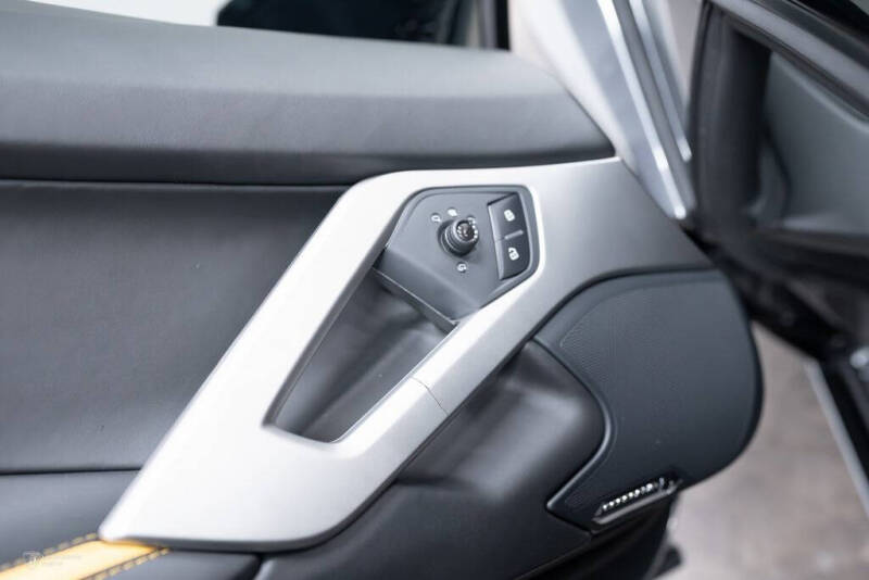 2019 Lamborghini Aventador LP 740-4 S