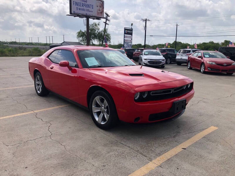 2015 Dodge Challenger SXT